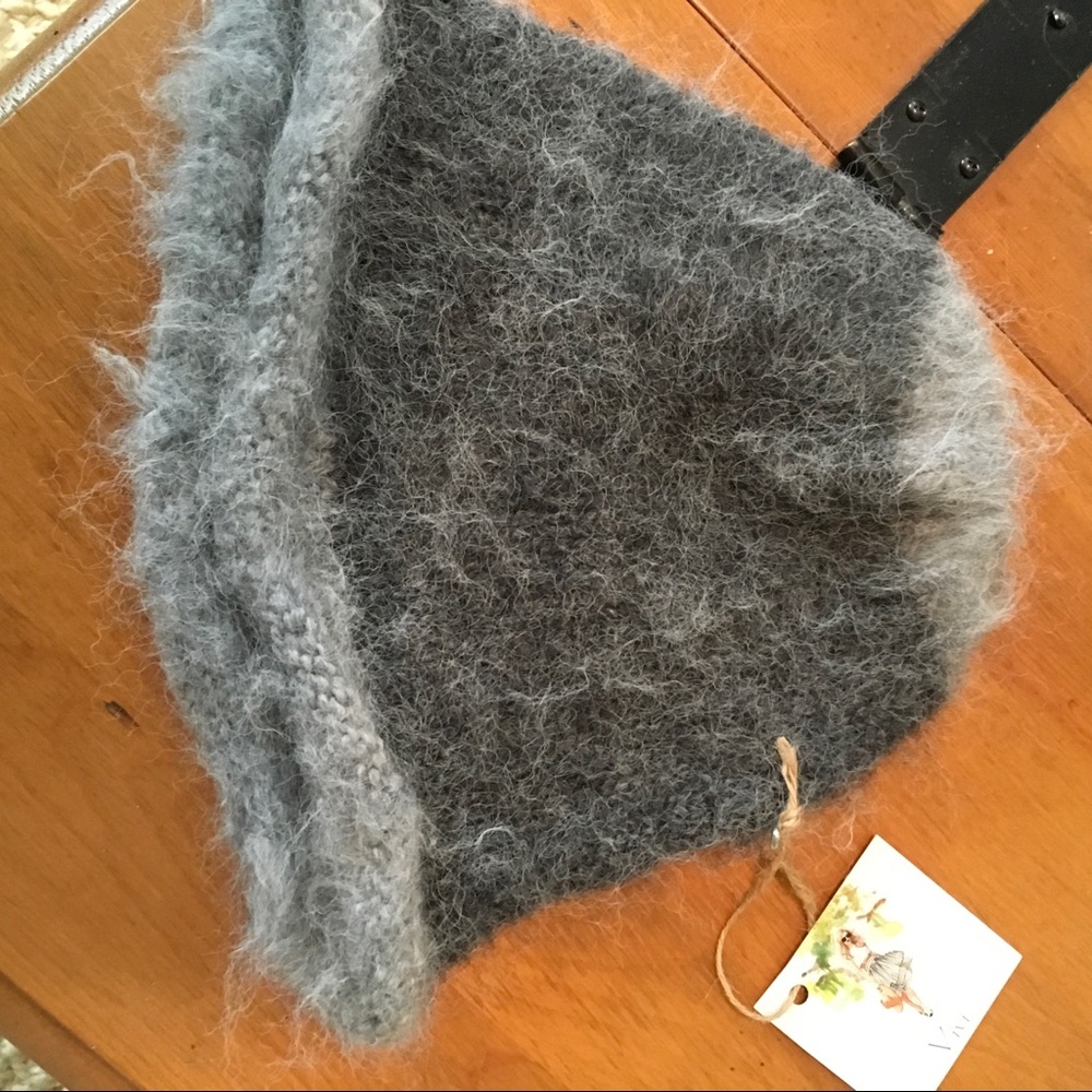 Peruvian virgin acrylic hat